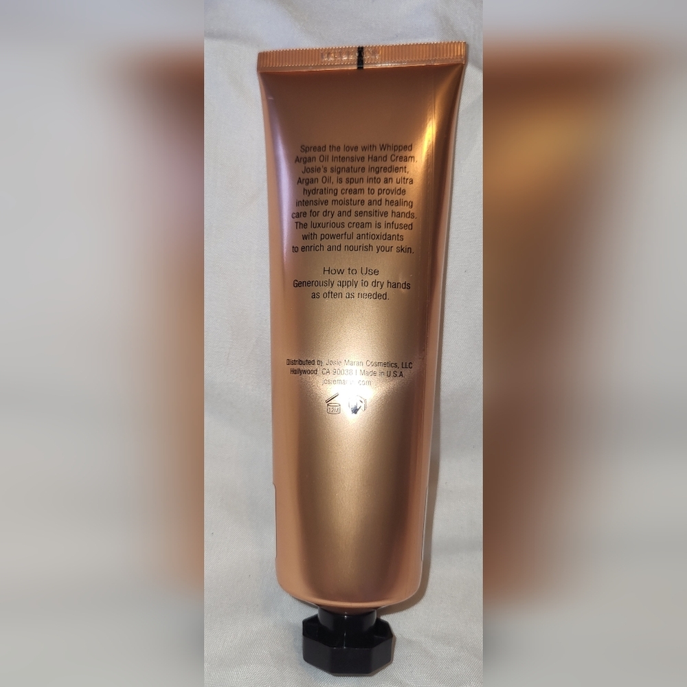 Josie Maran Whipped Intensive Hand Cream In Winter Gardenia - Picture 3 of 3